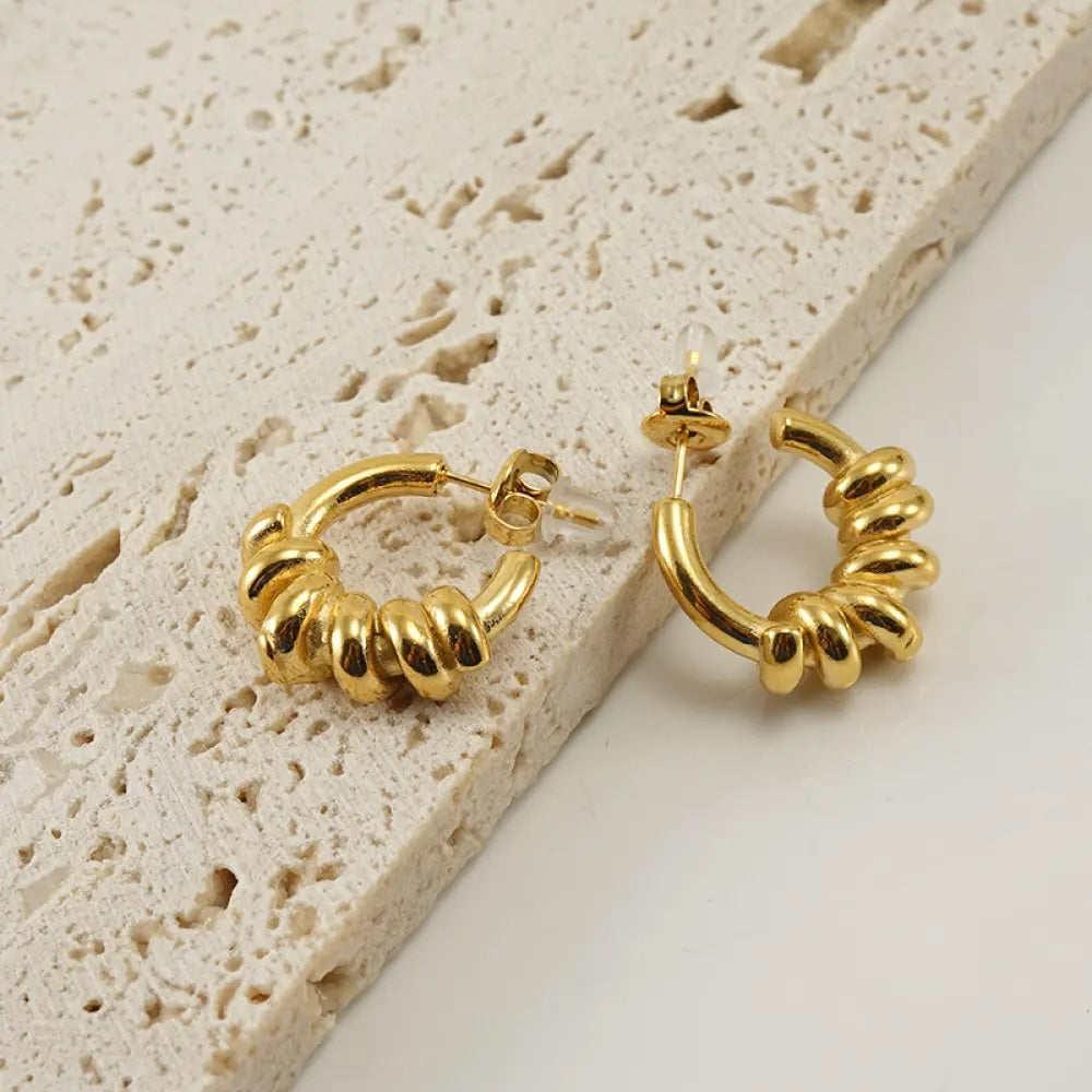 Luna Twisted Hoops