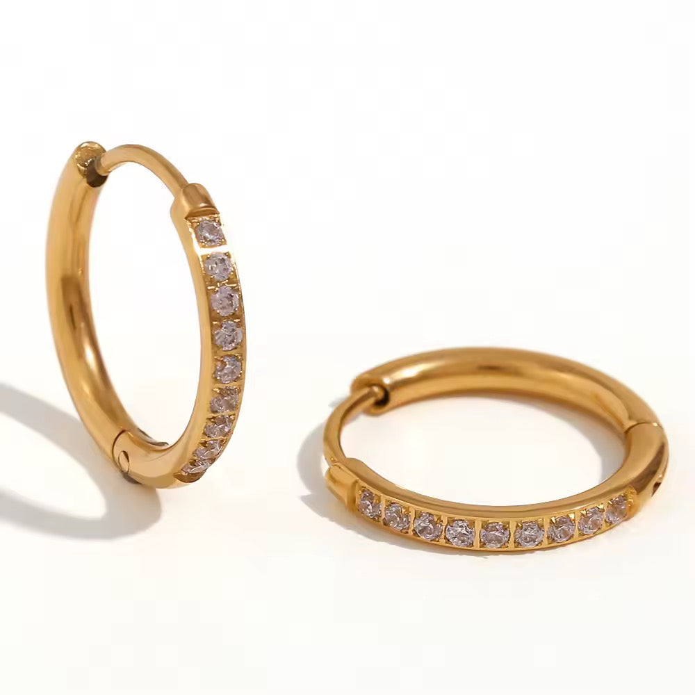 Minimal Diamond Huggies