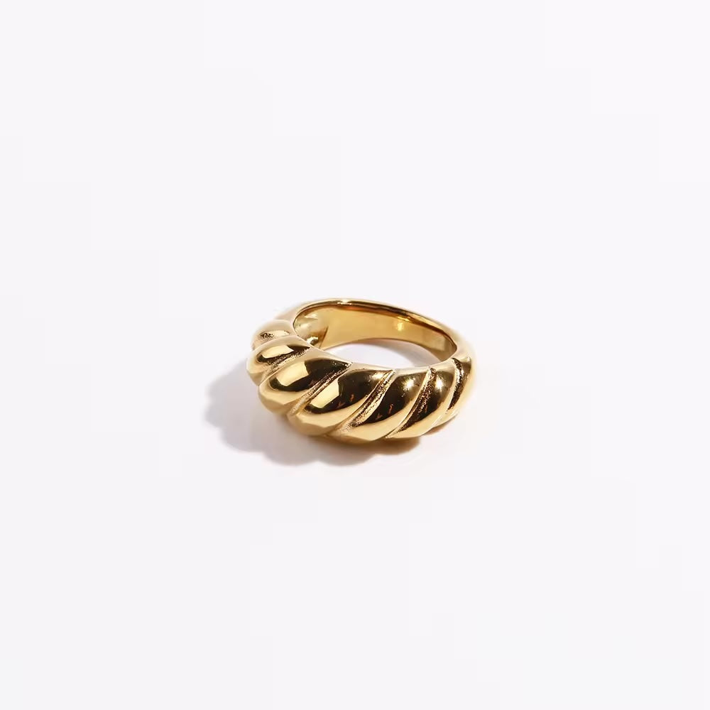 Baguette Ring - Shvetah