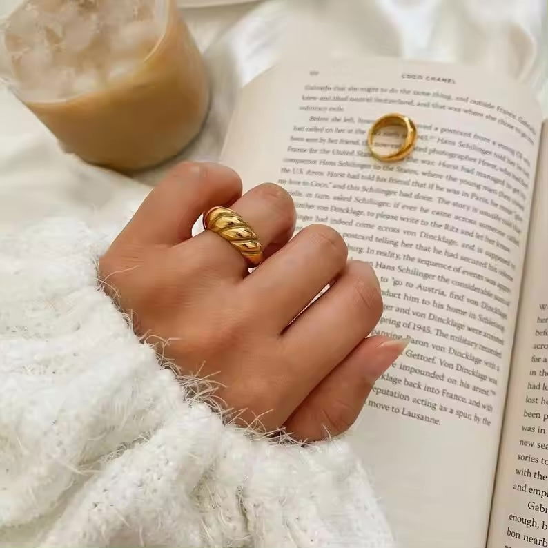 Baguette Ring - Shvetah