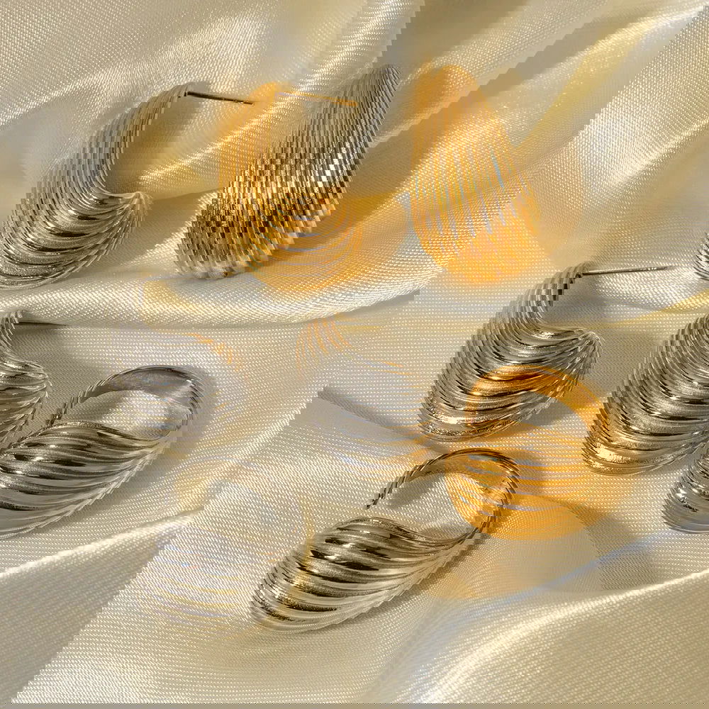 Bella Waterdrop Hoops - Shvetah