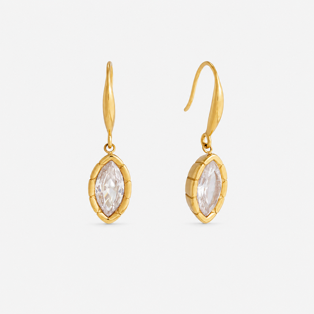 Solitaire Pear Drop Earrings_Shvetah(TM)
