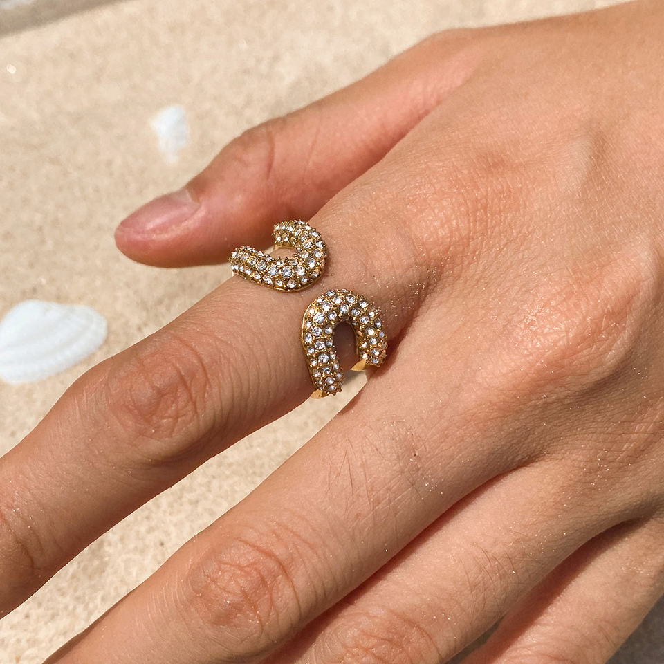 Aria Paperclip Ring