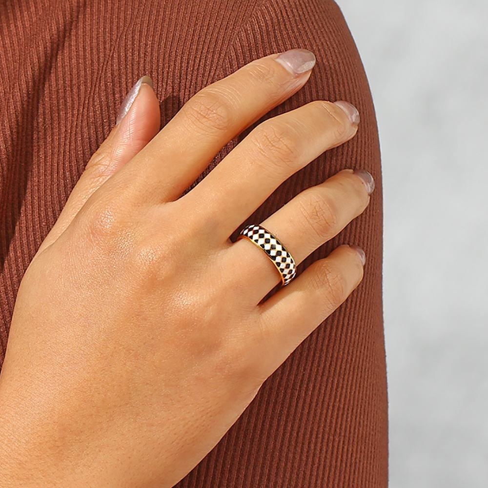 The Checkered Ring