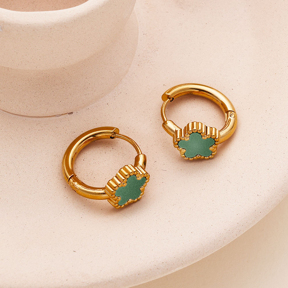 Clover Hoops