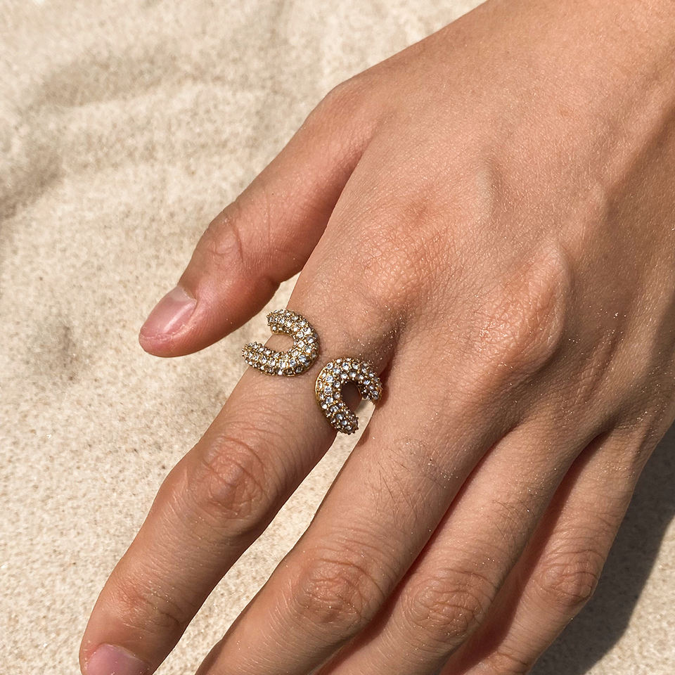 Aria Paperclip Ring