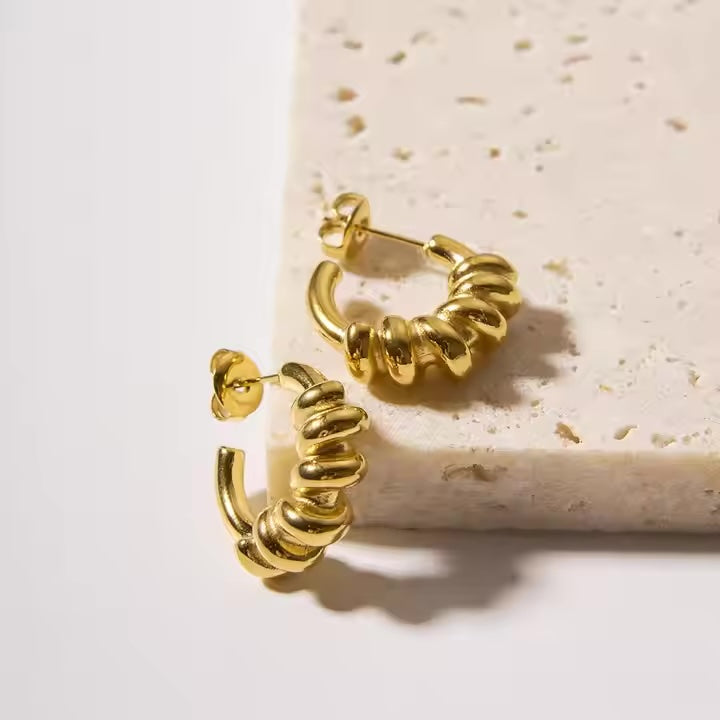Luna Twisted Hoops