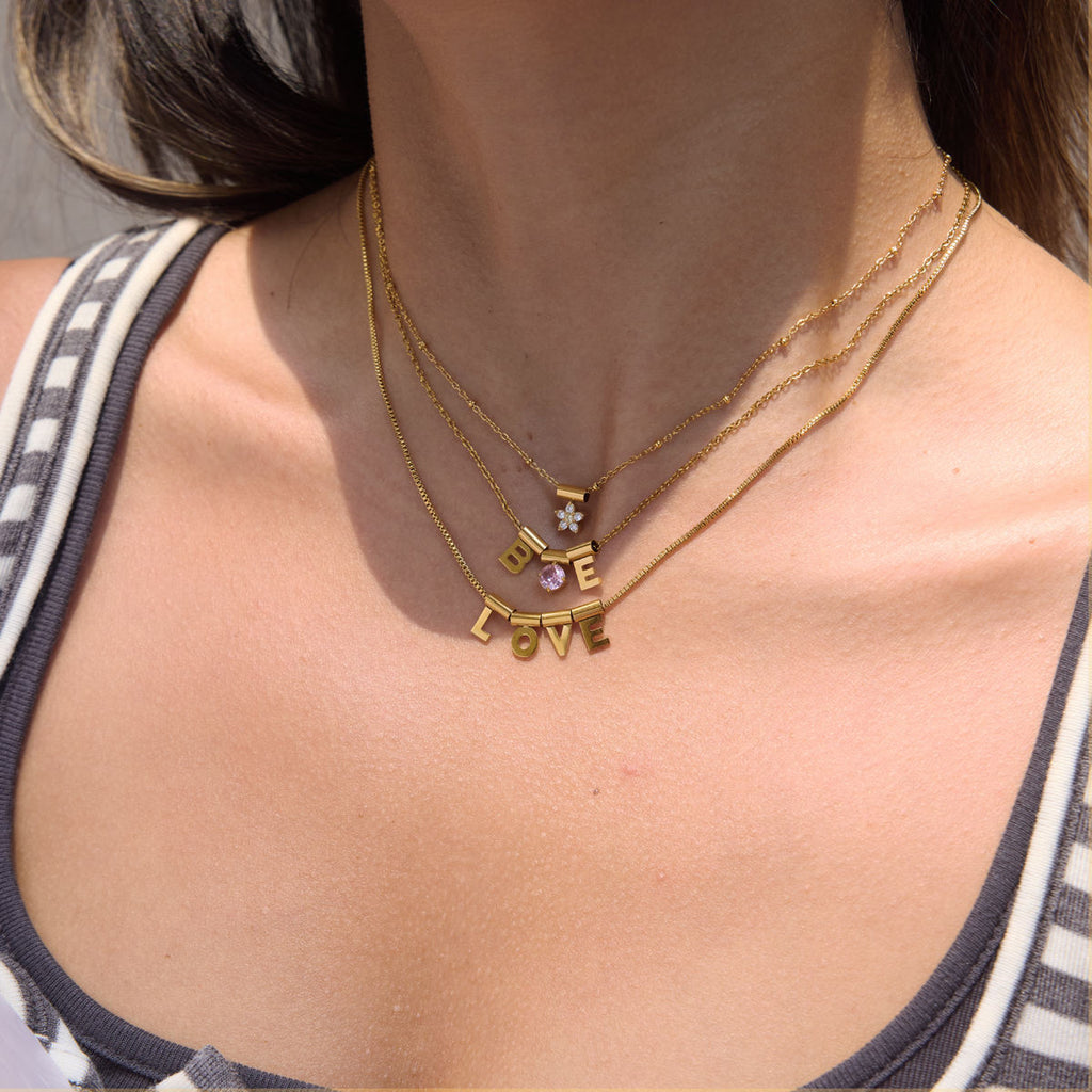 Sia Pendant Necklace