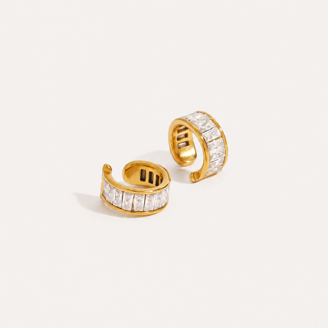 Cleo Baguette Ear Cuff