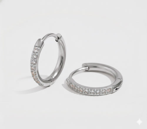 Minimal Diamond Huggies