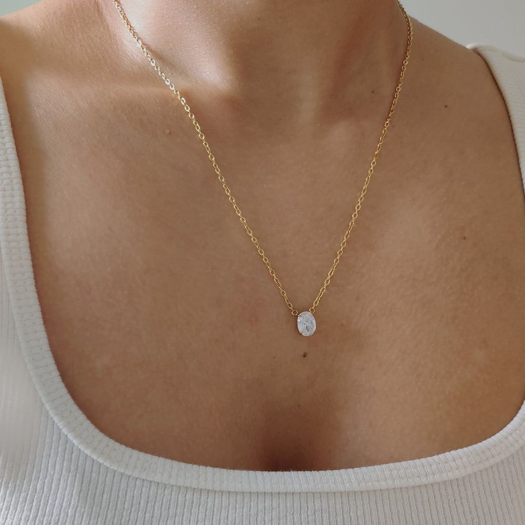 Oval Zirconia Pendant Necklace