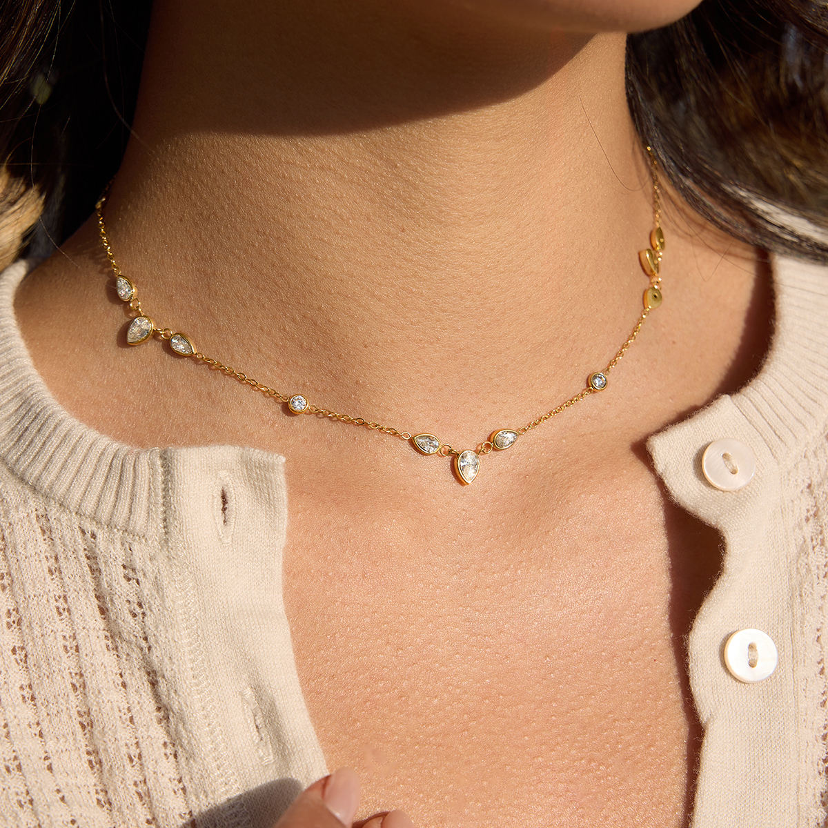 Inaya Floral Chain Necklace detail